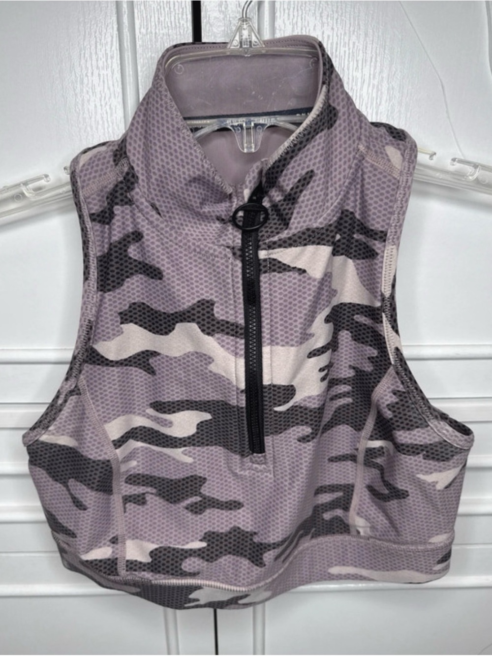 DKNY Active Women’s Lavender Gray Camo Zip-Front Crop Top